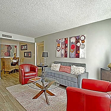 Sandal Ridge 645 North Country Club Drive Mesa Az Apartments For Rent Rent Com