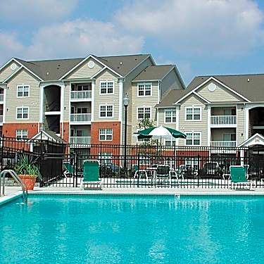 Woodmont Crossing 2327 Good Hope Court Se Washington Dc Apartments For Rent Rent Com
