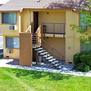 Home Suites 615 E Lincoln Way Sparks Nv Apartments For Rent Rent Com