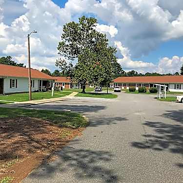 Hillcrest Village Apartments 109 Hillcrest Dr Fuquay Varina