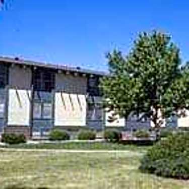 Avalon Park Apartments 2001 Jerry Murphy Road Pueblo Co Apartments For Rent Rent Com