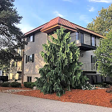 Cedar Greens Apartments 1135 Michigan Ave East Lansing Mi