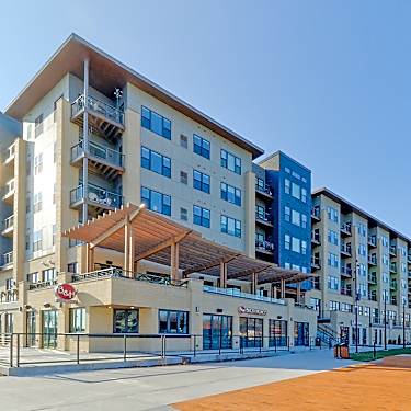 The Current 800 Broadway Monona Wi Apartments For Rent Rent Com