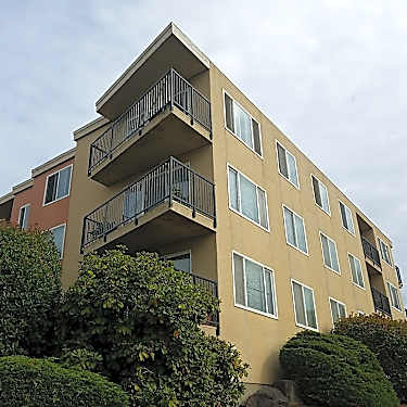 Eastlake Manor 1923 Eastlake Ave E Seattle Wa Apartments For