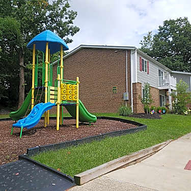 Greenbrier Estates 105 Sandstone Dr Beckley Wv Apartments For Rent Rent Com