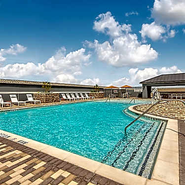 Circa Frisco 9779 Gaylord Pkwy Frisco Tx Apartments For Rent Rent Com