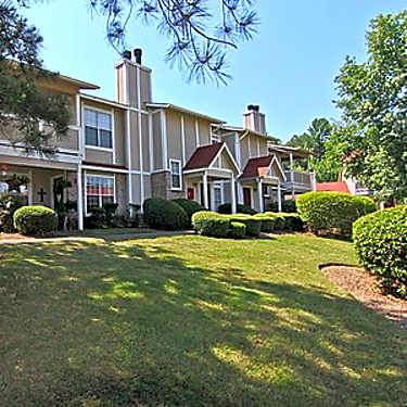 The Courts At Waterford 6220 Shallowford Road Chattanooga Tn Apartments For Rent Rent Com