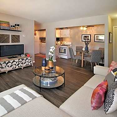 Village Park Of Rochester Hills 46280 Dequindre Road Shelby Township Mi Apartments For Rent Rent Com