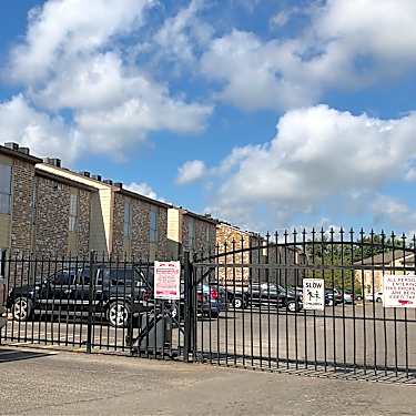 Grand Villa Apartments 1001 Pultar Rd Richmond Tx Apartments For Rent Rent Com