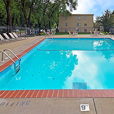 Davern Park Apartments 1517 St Paul Ave Saint Paul Mn