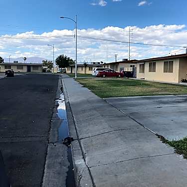 Marble Manor 806 Reed Pl Las Vegas Nv Apartments For Rent Rent Com