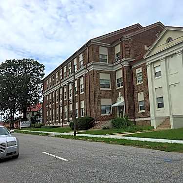 R M Wilson Apartments 336 Marigold St Rocky Mount Nc Apartments For Rent Rent Com