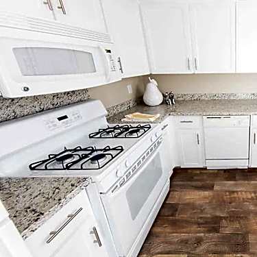 Tanglewood 1880 Cowell Boulevard Davis Ca Apartments For Rent