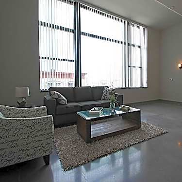 Mercantile Lofts 611 W National Ave Milwaukee Wi Apartments For Rent Rent Com