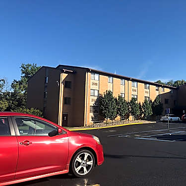 Maryvale Apts 3461 Saint Marys Rd West Terre Haute In Apartments For Rent Rent Com