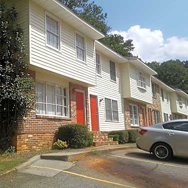 The Oaks Apartments 2360 Tredway Dr Macon Ga Apartments For