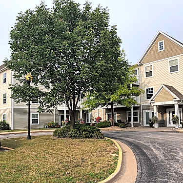 Brookside Senior Apartments I Ii 3575 Marquette St Davenport Ia Apartments For Rent Rent Com
