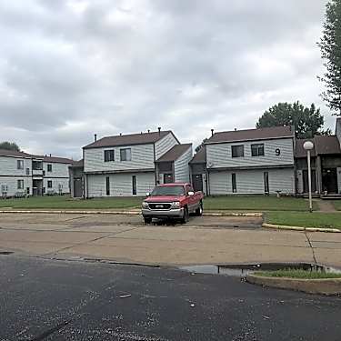 Oakwood Village 2503 Beverly St Parkersburg Wv Apartments For