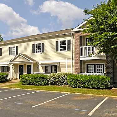 Mountain Crest 1075 N Hairston Road Stone Mountain Ga Apartments For Rent Rent Com
