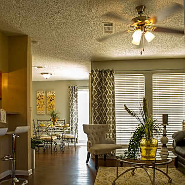 Oak Bend Place 915 Baker Tomball Tx Apartments For Rent Rent Com