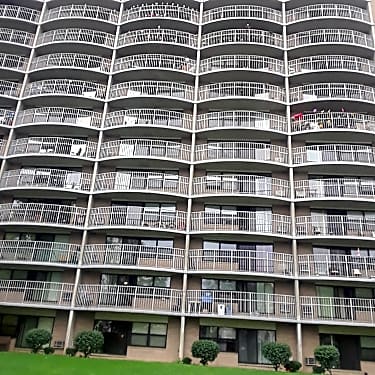 Keeler Park Apartments 501 Seneca Manor Dr Rochester Ny Apartments For Rent Rent Com