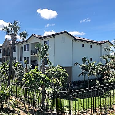 Residences At Palm Aire Apartments Swimming Pool 3505 West