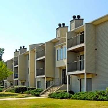Village At Cliffdale 567 Cutchen Lane Fayetteville Nc Apartments For Rent Rent Com