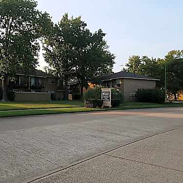 Orleans Square Apartment Homes 8525 Chalmette Dr Shreveport La Apartments For Rent Rent Com