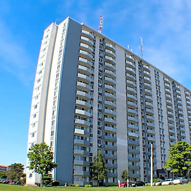 The Westbury 25151 Brookpark Rd North Olmsted Oh Apartments For Rent Rent Com