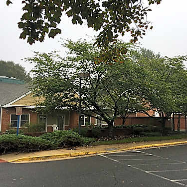 Little River Glen 9231 Little River Tpke Fairfax Va Apartments For Rent Rent Com