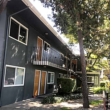 University Square Apartments 300 J St Davis Ca Apartments For