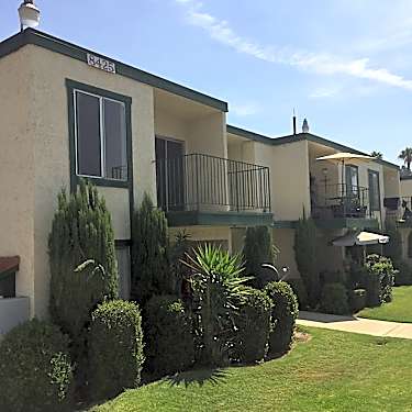 Broadway Manor 8421 Broadway Lemon Grove Ca Apartments For
