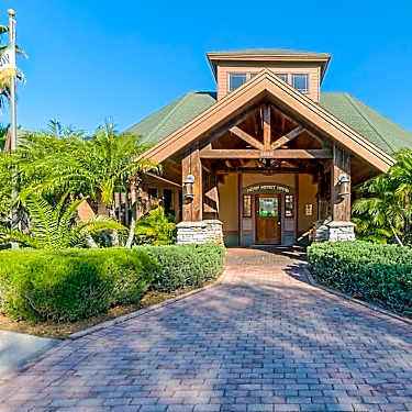 Campus Lodge Per Bed Leases 2800 Sw Williston Road Gainesville Fl Apartments For Rent Rent Com