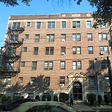 Motley Apartment Management 371 Lake Street Office Newark Nj Apartments For Rent Rent Com