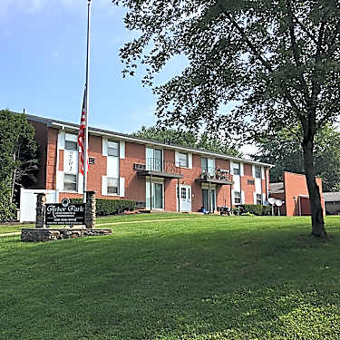 Arbor Park Apartments And Townhouses 2701 38th St Nw Canton