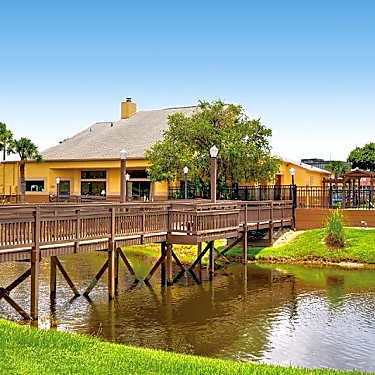West Winds 5230 Eastwinds Drive Orlando Fl Apartments For Rent Rent Com