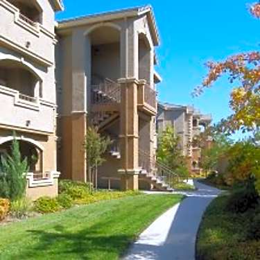 ashton parc apartments 2201 arena