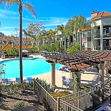 River Front Condominium Rentals 750 Camino De La Reina San Diego Ca Apartments For Rent Rent Com