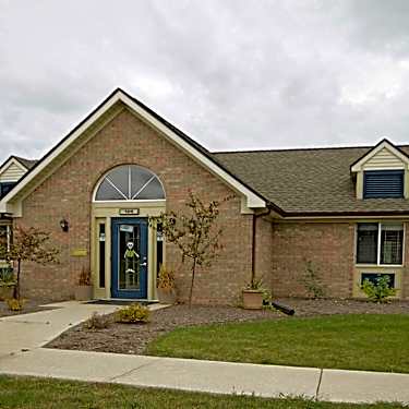 Walnut Manor Apartments 125 East Oldfield Lane Muncie In