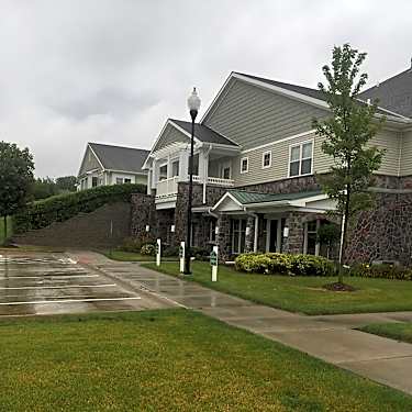 Hillcrest Country Estates Grand Lodge 6082 Grand Lodge Ave Papillion Ne Apartments For Rent Rent Com