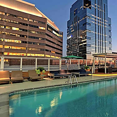 The Sterling Apartment Homes 1815 John F Kennedy Blvd