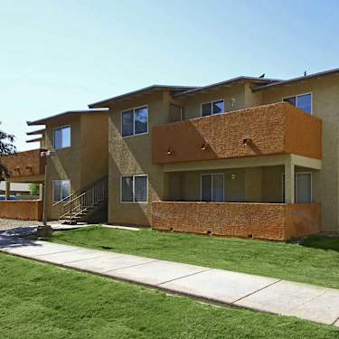 Camelot Apartments Az 1334 South Avenue B Yuma Az