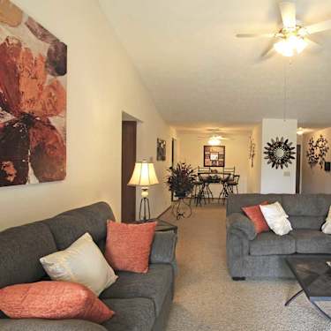 Livingston Plaza Apartments 303 S 132nd Street Omaha Ne Apartments For Rent Rent Com