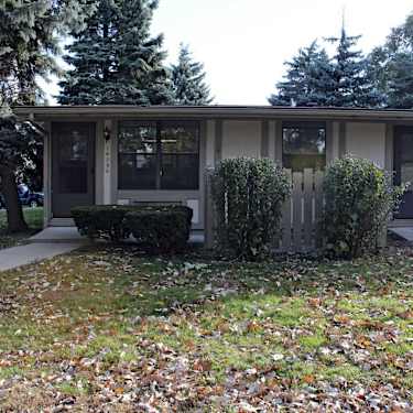 Princeton Court 14251 Princeton Drive Plymouth Mi Apartments For Rent Rent Com