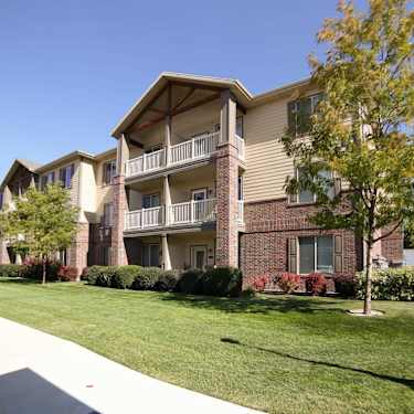 Silver Crest Senior Living 55 Apartments 2099 West 4700 South Taylorsville Ut Apartments For Rent Rent Com