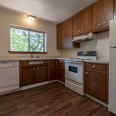 Imperial Heights Apartments 90 Imperial Dr W West Saint Paul Mn Apartments For Rent Rent Com