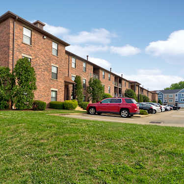 Redstone Place 267 46th Street Pittsburgh Pa Apartments For Rent Rent Com