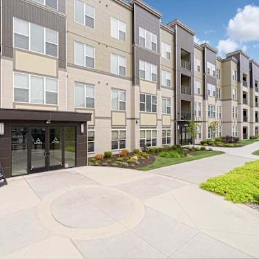 Alinea Town Country 12831 Daylight Dr Saint Louis Mo