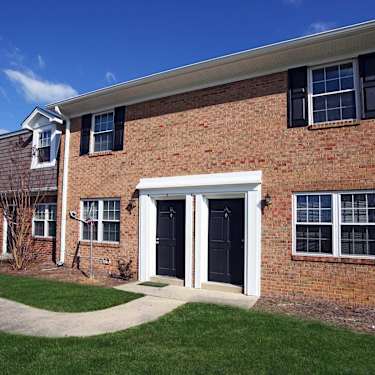 The Arbors 1007 Pineland Street Greensboro Nc Apartments For