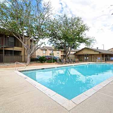 Woodview Apartments 4330 N Grandview Ave Odessa Tx Apartments For Rent Rent Com